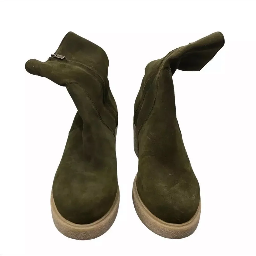 La Canadienne Zeb‎ Suede Bootie in Dark Green Size 10 NWOB